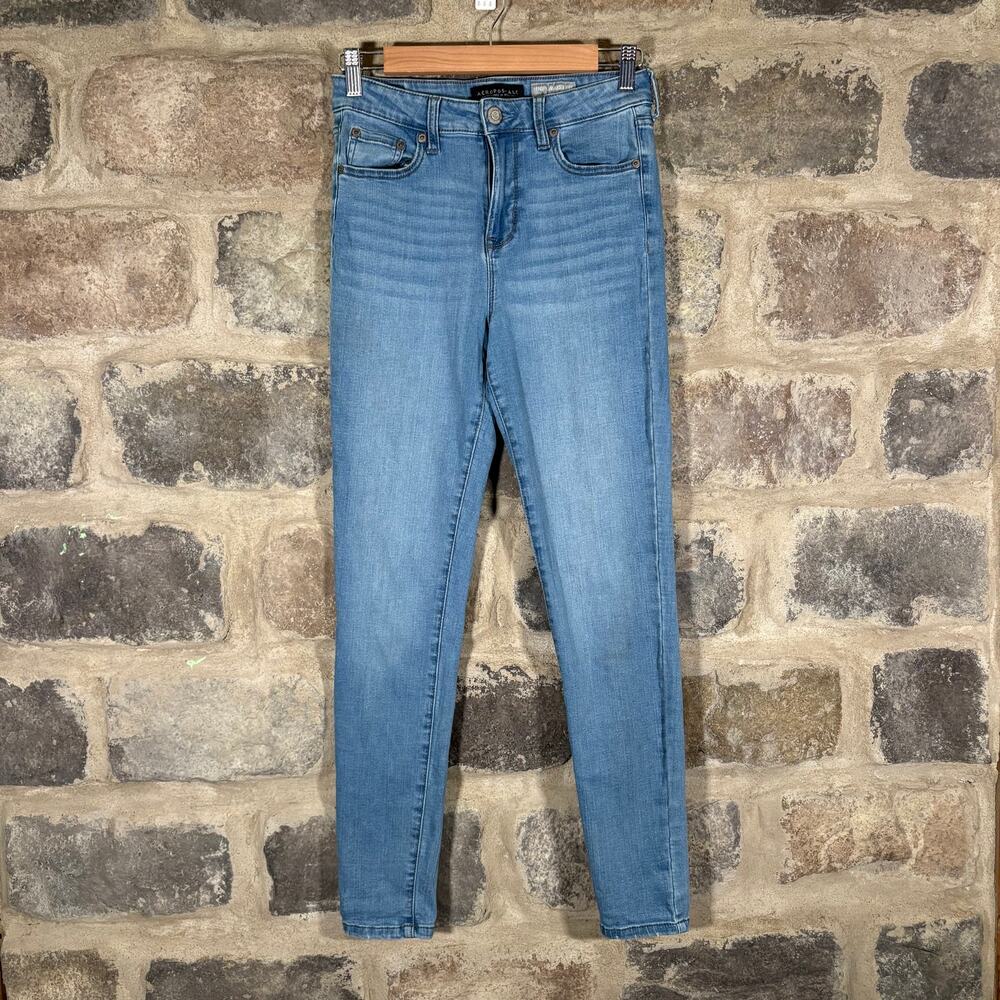 Aeropostale High Waisted Jegging Jeans Sz 4 Reg Light Wash Stretch Denim Casual